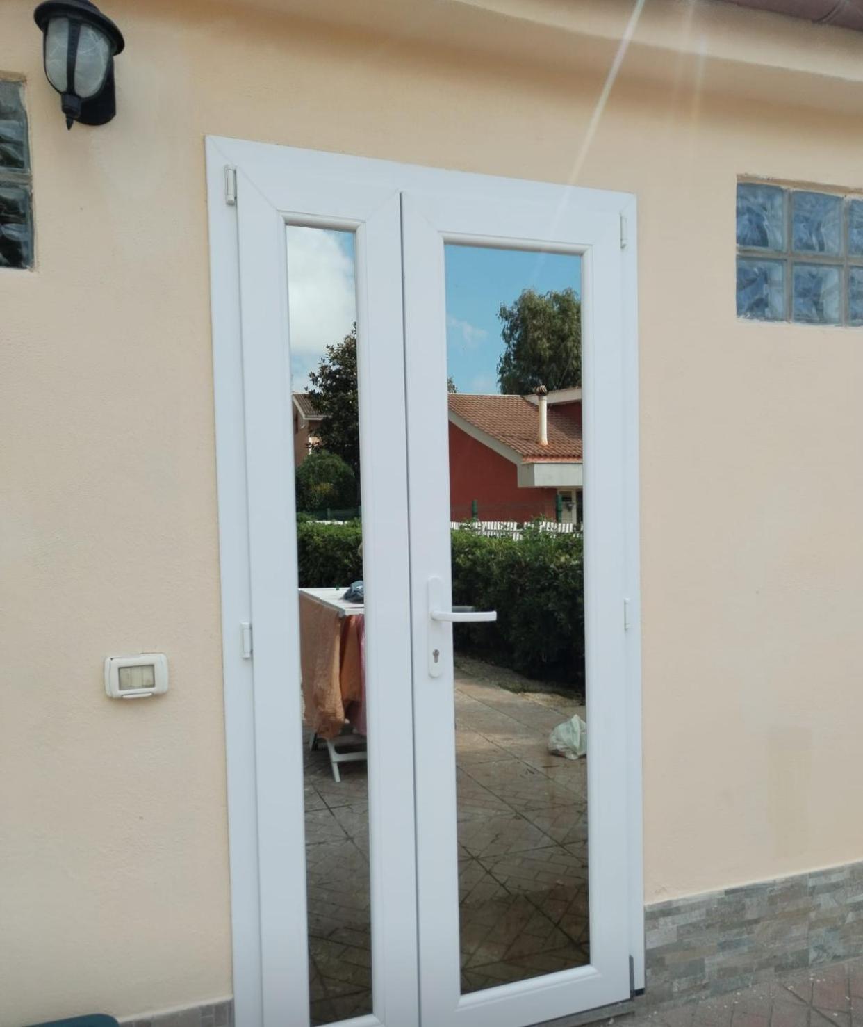 B&B Civitavecchia La Casetta Con Giardino 외부 사진
