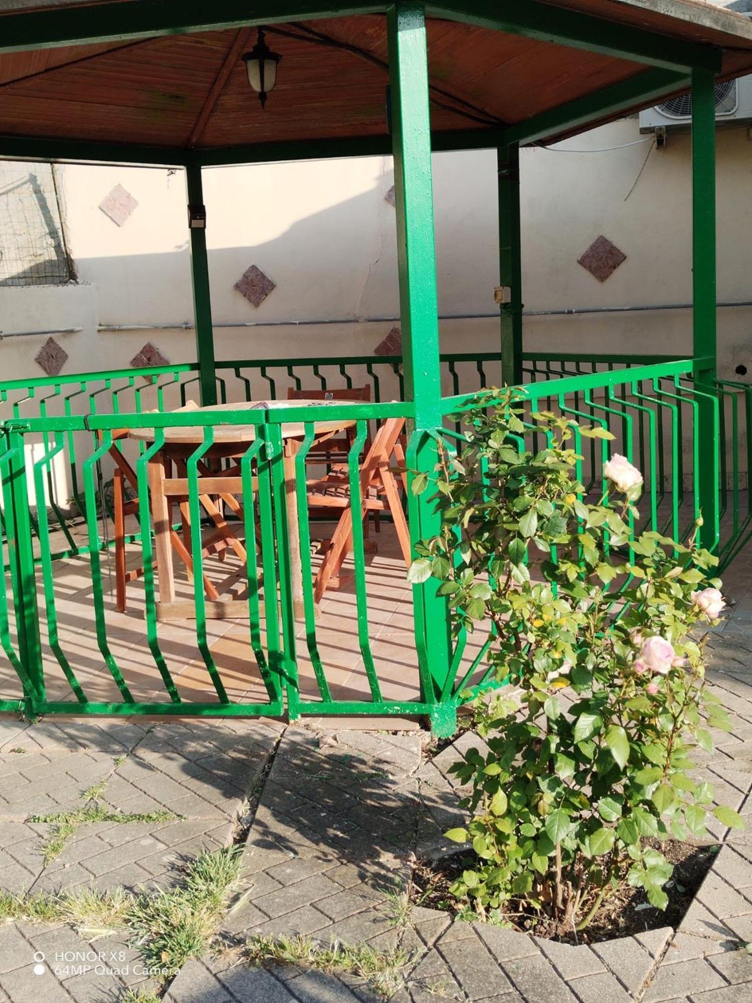 B&B Civitavecchia La Casetta Con Giardino 외부 사진